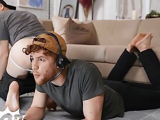 chris finally stops gaming realises bf